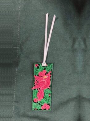 Green and Red Cardinal Free Standing Lace Bookmark