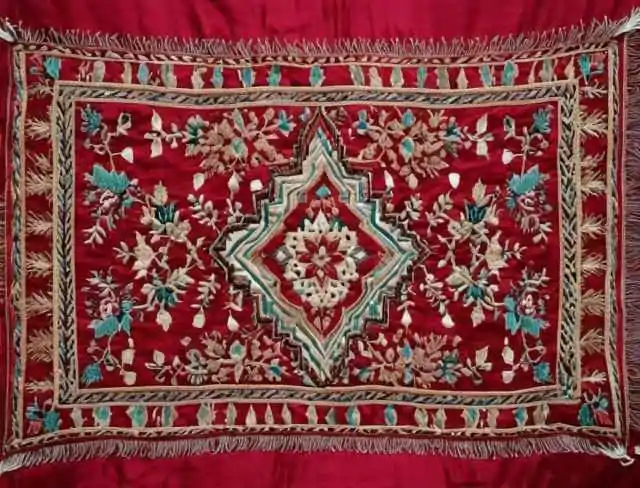 Summer 2024 Interior Design Trend Rugs