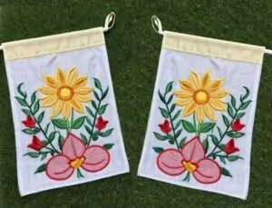 split embroidery